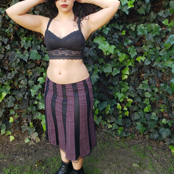 Old Navy Dresses & Skirts - Burton Skirt